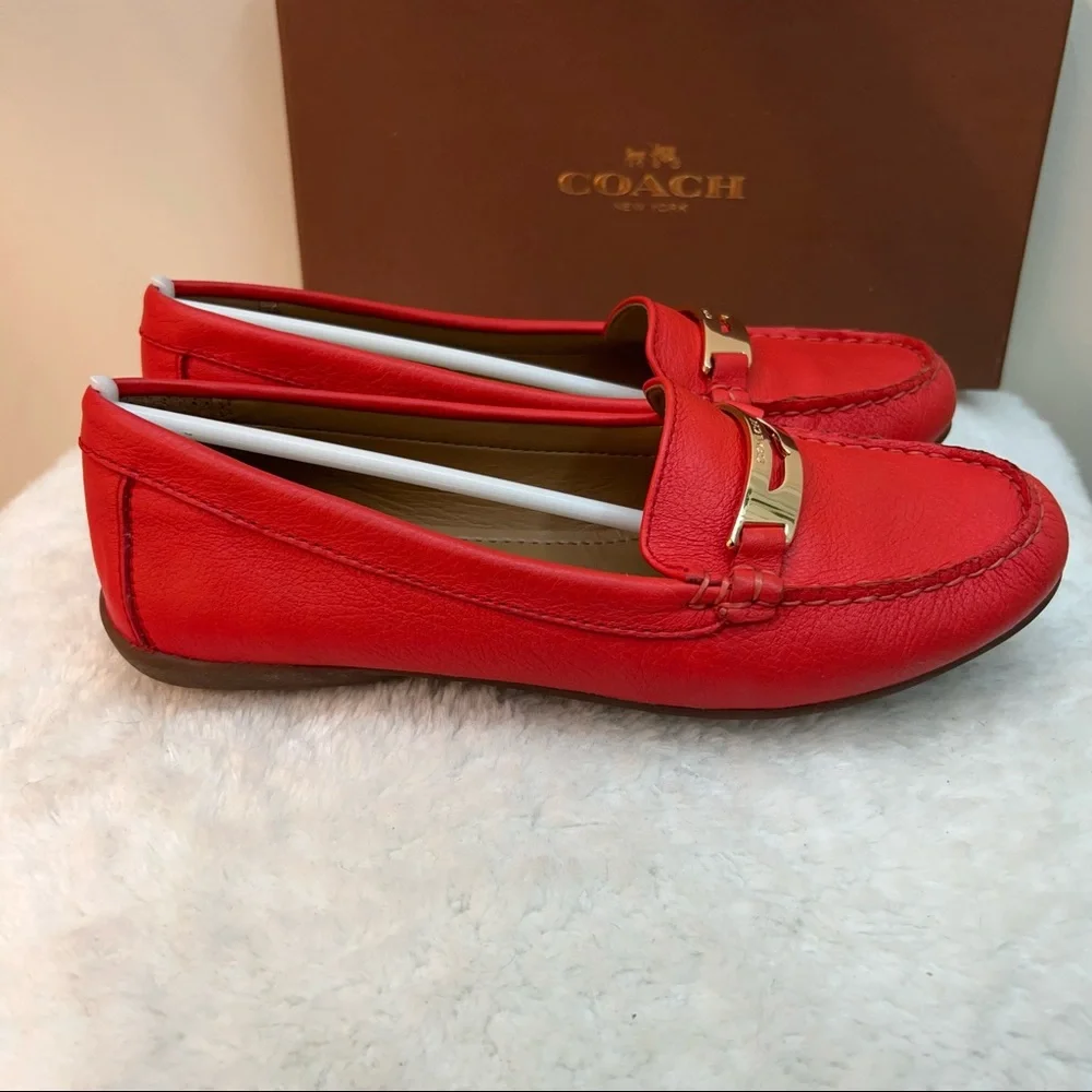 COPY - New Coach loafer leather shoes size 6B - Picture 6 of 9